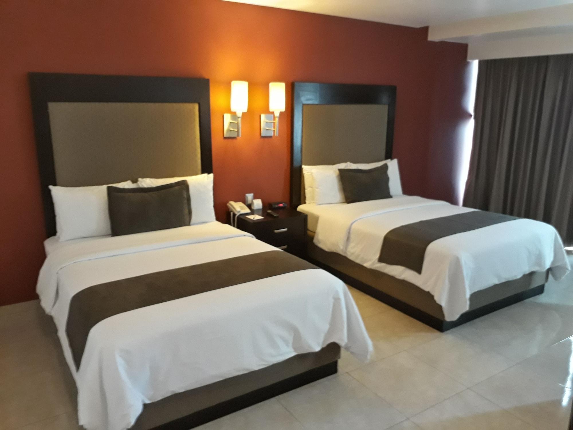 Hotel & Suites Pf เม็กซิโกซิตี้ ภายนอก รูปภาพ