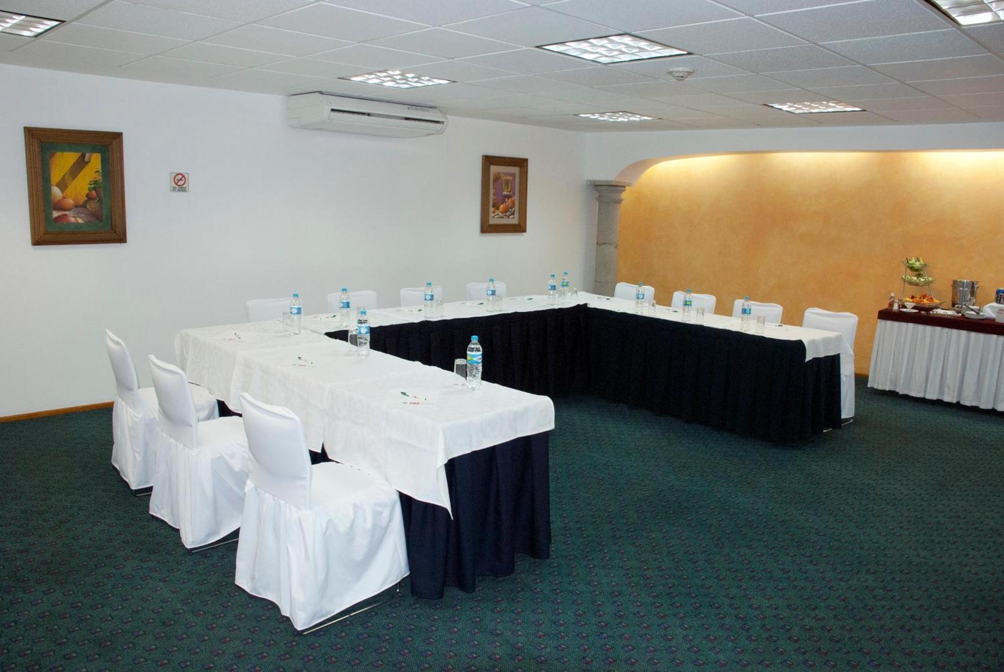 Hotel & Suites Pf เม็กซิโกซิตี้ ภายนอก รูปภาพ